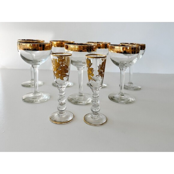 Set of 9 Vintage Etched Gold Rimmed Encrusted Crystal Wine Cordial Glasses - Picture 4 of 11